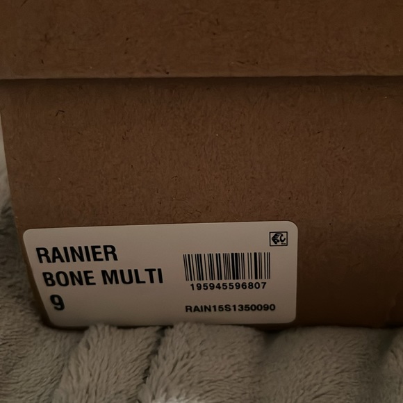 New Steve Madden Rainier boots bone color size 9 - Picture 4 of 6